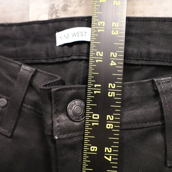 Nine West Kick Flare Jeans Women’s Size 10 Black High Rise Coated Denim Waxed - Picture 6 of 12